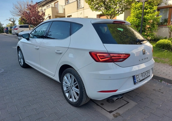 Seat Leon cena 70050 przebieg: 61700, rok produkcji 2019 z Łódź małe 562